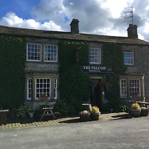 The Falcon Arncliffe