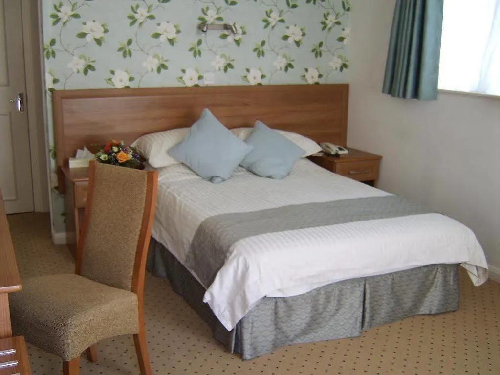 **** אורחן The George Hotel איזינגוולד בריטניה